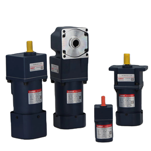 Motore a ingranaggi AC monofase ad angolo retto Daiion 110/220V 180W 1300 RPM con flangia, telaio da 80mm, 50/60Hz, IP54/IP55, efficienza IE1 - Product Image 1