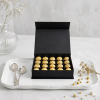 En stock, vente en gros, séparateurs en papier de luxe pour bonbons, inserts de plateau, boîte-cadeau magnétique, emballage pour boîte de chocolats assortis
