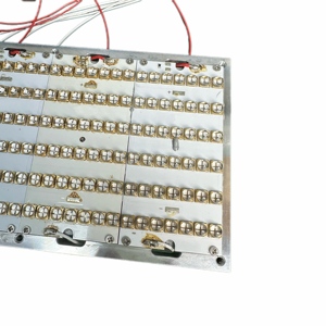 372nm 365nm 840W ชิป LED สำหรับดูแลหมวกให้405nm การพิมพ์พลังงานสูง - Product Image 5