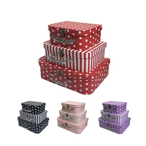 Boîte-cadeau de <span class=keywords><strong>mariage</strong></span> rétro européen de style <span class=keywords><strong>champêtre</strong></span>, boîte de fleurs conservées et de fleurs fraîches comme emballage de boîte de valise de souvenirs - Product Image 2