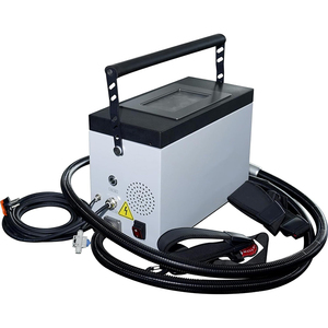 เครื่องกำจัดสนิมด้วยเลเซอร์พัลส์ 50W 100W 200W แบบพกพา สำหรับทำความสะอาดโลหะ เครื่องทำความสะอาดเลเซอร์พัลส์แบบมือถือ - Product Image 1