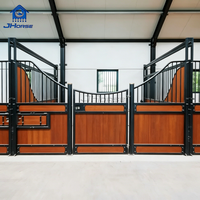 Panneaux de box de luxe de style européen JHorse Equestrianism Premium Arch Top pour écurie privée