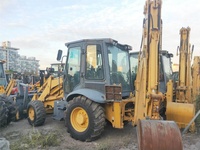 Chargeuse-pelleteuse polyvalente économique CLG766 pour une large gamme d'applications de construction et agricoles
