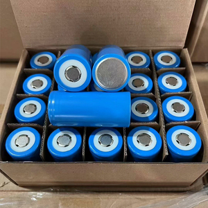 Célula de batería LiFePO4 3,7 <span class=keywords><strong>V</strong></span> 3,2 <span class=keywords><strong>V</strong></span> 6000mAh 15AH 20AH | 1000 + ciclos | Batería recargable cilíndrica para herramientas solares/EV/eléctricas - Product Image 1