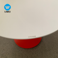 LIWEI Meuble de bureau moderne et écologique en panneau de particules durable avec base rouge sur pieds, idéal pour studio créatif, salle d'exposition, café, réception, espace de loisirs