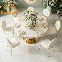 Chaises de mariage et d'événement en velours blanc avec structure en acier, design nordique durable, pour appartements et villas