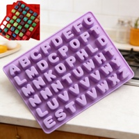 Moule en silicone 3D carré personnalisé pour chocolat, lettres et cœurs, idéal pour la pâtisserie et les boulangeries