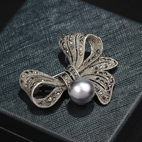 Broche Nœud Papillon Grande Taille en Alliage Noir Pistolet, Ornée de Strass et Perles, Style Vintage, Personnalisée, pour Femme - Article de Commerce Extérieur Très Vendu