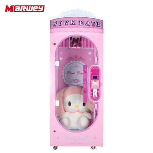 Máquina de juego de tijera de muñeca de gran tamaño Rosa Marwey, máquina de juego Expendedora de premios de <span class=keywords><strong>corte</strong></span> que funciona <span class=keywords><strong>con</strong></span> monedas para interiores a la venta - Product Image 1