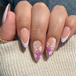 24 pièces/ensemble Faux <span class=keywords><strong>ongles</strong></span> carrés courts blancs et rose <span class=keywords><strong>clair</strong></span> style français, à presser, couvrance totale, <span class=keywords><strong>ongles</strong></span> artificiels - Product Image 1