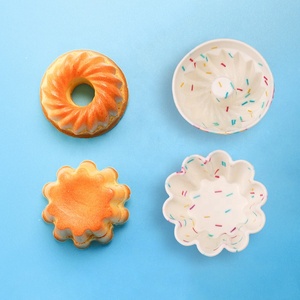Moule à pâtisserie en Silicone 3x7cm, ustensiles de cuisine, couronne en forme de cœur, Cupcake, Muffin - Product Image 4