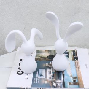 Conception populaire dessin animé longue oreille lapin résine artisanat mignon lapin Sculpture pour la maison bureau ornements - Product Image 4