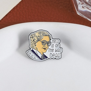 Broches de revers personnalisées pour femmes, motifs <span class=keywords><strong>avocat</strong></span>, lettre, film, pâtisserie, vernis, vente en gros, minimalistes, pour vêtements féminins, mode, plaqué argent, antique, moderne - Product Image 3