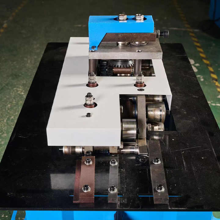 Lockformer Machine Heavy Duty Sheet Metal Lock Forming Machine for HVAC ...