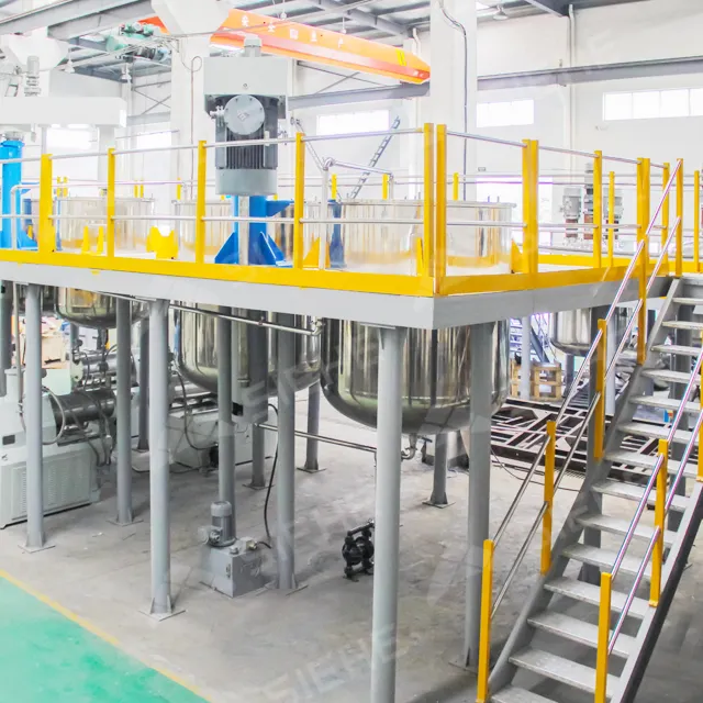 Linea di produzione industriale della vernice a base di solvente dell'attrezzatura della macchina per la produzione di vernici metalliche con la macchina di rifornimento