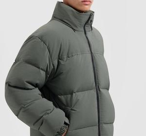 Veste d'hiver épaisse en duvet 100% imperméable, sur mesure ODM, grande taille, fermeture éclair, deux poches latérales, poignets ajustables, logo, pour homme - Product Image 4