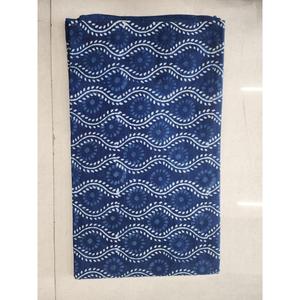 Tela de algodón estampada floral de calidad de exportación para diseño de moda acolchado fabricación de tela de algodón suave - Product Image 2