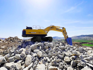 Chine SDLG E6600HB Grande excavatrice hydraulique sur chenilles de 60 tonnes avec marteau concasseur Machines de construction durables à vendre - Product Image 5