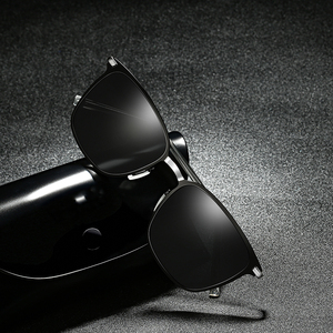 <span class=keywords><strong>Lunettes</strong></span> <span class=keywords><strong>de</strong></span> soleil rétro polarisées en métal bleu et jaune pour hommes, <span class=keywords><strong>lunettes</strong></span> <span class=keywords><strong>de</strong></span> conduite oculos ciclismo rétro, 2140 la copie <span class=keywords><strong>de</strong></span> fausses <span class=keywords><strong>lunettes</strong></span> <span class=keywords><strong>de</strong></span> soleil pour femmes - Product Image 5