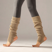 CYNYA Penghangat Kaki Wanita dari Serat Akrilik Rajutan yang Bernapas, Kaus Kaki Termal Model Slouch Stirrup untuk Yoga, Balet, Tari, dan Pakaian Musim Dingin