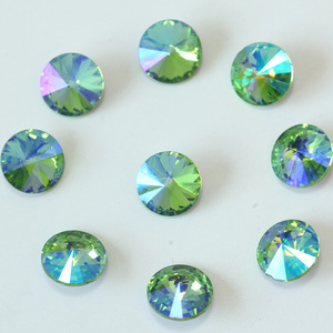 Oleeya Nhà Máy Tùy Chỉnh Thạch Bán Buôn Thủy Tinh Đá Quý Rivoli Điểm Trở Lại Thạch Trong Số Lượng Lớn Sử Dụng Quần Áo - Product Image 5