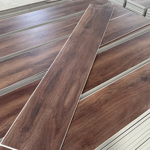 Revetement De Sol <span class=keywords><strong>En</strong></span> Vinyle SPC De Luxe Noyau Rigide Impermeable Avec Systeme De <span class=keywords><strong>Clic</strong></span> Valinge Design Grain De Bois - Product Image 1
