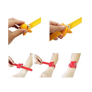 Bande dessinée silicone enfants Slap Bracelets Toddler Party Favor Snap poignets bandes - Product Image 4