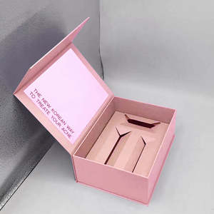 Boîte rigide de luxe verte avec pelliculage mat, papier gaufré 2 mm, emballage cadeau pour cosmétiques, vernis à ongles, huile, blush, fabriquée à partir de matériaux recyclés - Product Image 1