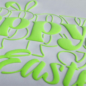 Etiquetas Termoadhesivas 3D Personalizadas Multicapa con Efecto Relieve y Color Degradado para Sudaderas de Moda - Product Image 4