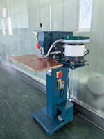 Machine à œillets entièrement automatique à grande vitesse d'usine
