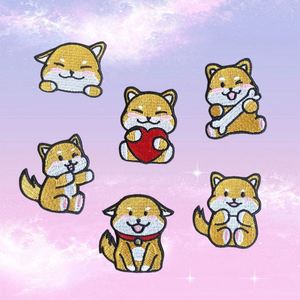 Parches Bordados Termoadhesivos de Perros Adorables para Decoración de Ropa y Bolsos - Product Image 1