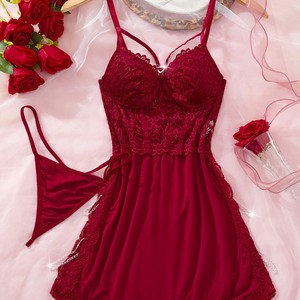Ensemble de lingerie sexy et séduisant, populaire en Europe et aux États-Unis, comprenant une chemise de nuit en dentelle et un string. - Product Image 4