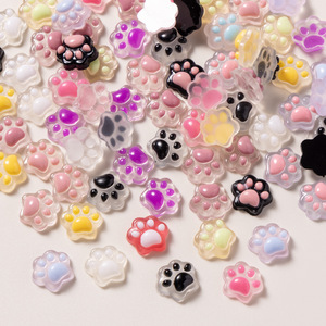 Nouveaux Breloques d'Ongles Patte de Chat Colorées et Adorables TSZS, Ornements 3D en Résine de Dessin Animé pour Manucure DIY, Vente en Gros pour Ongles à Presser - Product Image 3