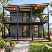 Maisonnette préfabriquée à deux étages avec aménagement flexible, intérieur personnalisé, installation rapide, logement pour invités
