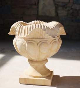 Fournisseur indien vente directe Pots de jardin personnalisés en marbre Vente en gros Pot de plantes décoratif Grande application extérieure - Product Image 2