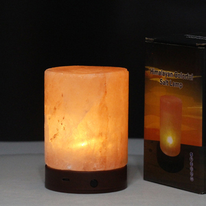 <span class=keywords><strong>Lampe</strong></span> <span class=keywords><strong>de</strong></span> nuit décorative à chargement USB <span class=keywords><strong>Lampe</strong></span> à <span class=keywords><strong>sel</strong></span> <span class=keywords><strong>en</strong></span> <span class=keywords><strong>pierre</strong></span> naturelle <span class=keywords><strong>Lampe</strong></span> à <span class=keywords><strong>sel</strong></span> <span class=keywords><strong>en</strong></span> cristal <span class=keywords><strong>de</strong></span> <span class=keywords><strong>l</strong></span>'<span class=keywords><strong>Himalaya</strong></span> pour la maison et les cadeaux - Product Image 1
