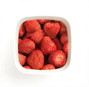 China Professional Manufacture FD Freeze Dried Strawberry Crispy Whole