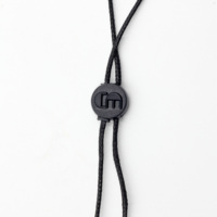 Étiquettes suspendues personnalisées Reuners avec logo estampé à chaud, cordon, couleur, taille, sacs, chaussures, vêtements, fermeture à pression en plastique, OEM/ODM sur mesure