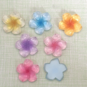 100 pezzi 28mm piccoli fiori in resina Plumeria con retro piatto Cabochon Scrapbooking parti fai da te Deco - Product Image 4