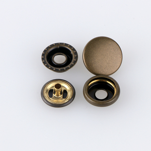 Nhà Máy Biểu Tượng Tùy Chỉnh <span class=keywords><strong>4</strong></span> Phần <span class=keywords><strong>1</strong></span> Bộ Kim Loại Brass Snap Nút Logo In Ấn Jeans Nút - Product Image 4