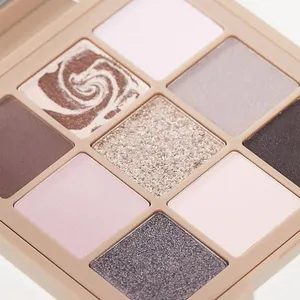 Paletas OEM 9-Color Easy On the Go Pigment Pearlscent Purple Eyeshadow Glitter Matte Eye Shadow Palette