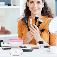 Outil de maquillage de laveuse de brosse à séchage rapide automatique pour la bouffée de poudre de nettoyage en profondeur et l'outil de visage de correcteur d'oeuf de maquillage