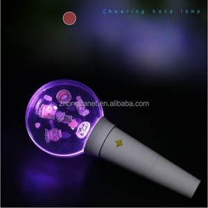 รีโมทคอนโทรล 15 สี ลูกบอลอะคริลิคเรืองแสง ไฟมือถือ ของที่ระลึกงาน<span class=keywords><strong>คอน</strong></span>เสิร์ตเคป๊อป ไม้เชียร์ไฟ LED - Product Image 3