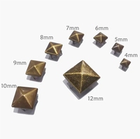 Rivets carrés à quatre mâchoires pour artisanat bricolage Punk Spike sac à vêtements chaussures en cuir métal pyramide goujons accessoires avec rayures