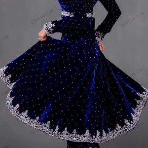 Abito in Velluto Blu Royal Scuro Ricamato per Donna, Abbigliamento Invernale <span class=keywords><strong>da</strong></span> Festa, Completo Salwar Kameez Pakistano con Decorazioni in Pietre Argentate - Product Image 2