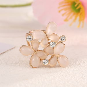 Butterfly Rhinestone <b>Scarf</b> Buckle Three Ring Universal Garment Corner Fastener Fashion Accessory Unisex Gift - Product Image 2