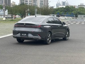 Changan RuiCheng PLUS 2023 2024 2025 Edición Líder Sedán <span class=keywords><strong>Gris</strong></span> Oscuro Interior Negro Techo Solar Panorámico Asientos de Cuero - Product Image 5