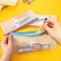 Fournitures de bureau en PVC transparent sacs taille A6 Logo personnalisé fermeture éclair sac en plastique transparent étui à crayons pour outils scolaires