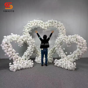 Wholesale Special Bright Purple love shape Floral Arch Flowers Stand Wedding Arch For Wedding Props - Product Image 3