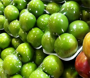 Atacado 300M 400M 500M Pvc <span class=keywords><strong>Cling</strong></span> Film Food Fresh Plastic Wrap para embalagem de frutas Legumes - Product Image 6